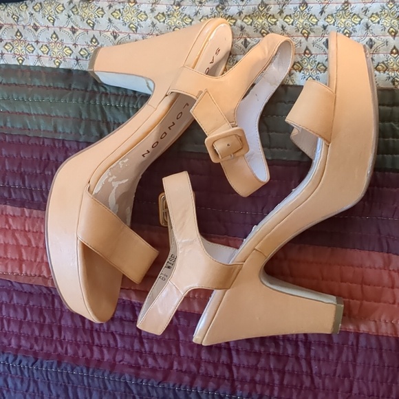 SASHA LONDON* genuine leather strappy side buckle sandal size 8.5 ladies - Picture 4 of 12